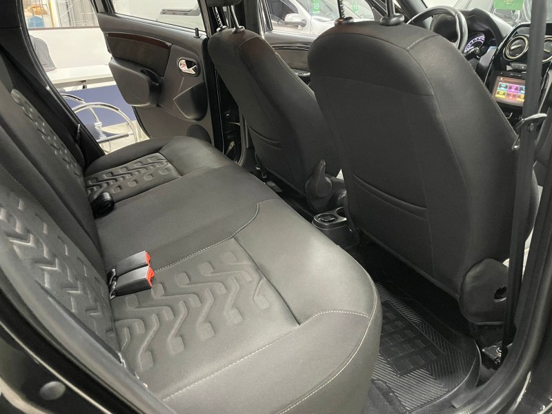 DUSTER 1.6 DYNAMIQUE 4X2 16V FLEX 4P MANUAL - 2017 - CAXIAS DO SUL