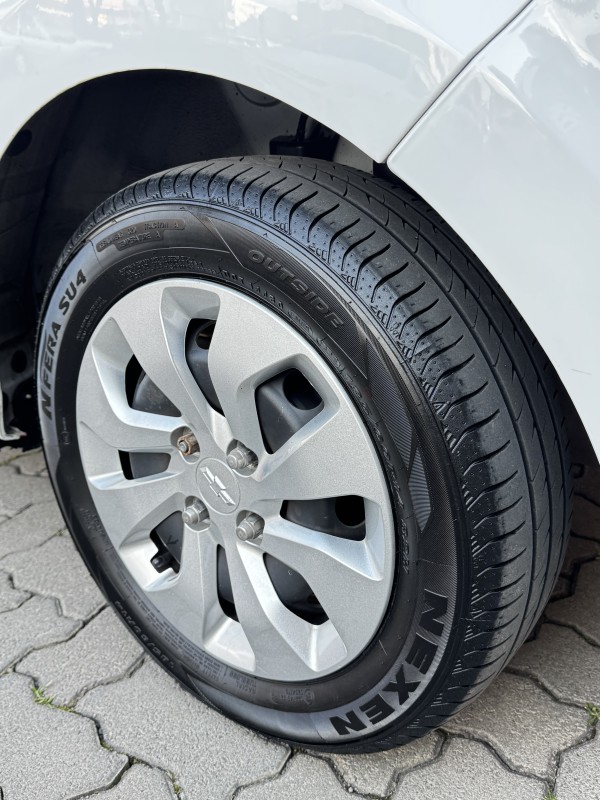 ONIX 1.0 JOY HATCH 8VFLEX 4P MANUAL - 2019 - CAXIAS DO SUL