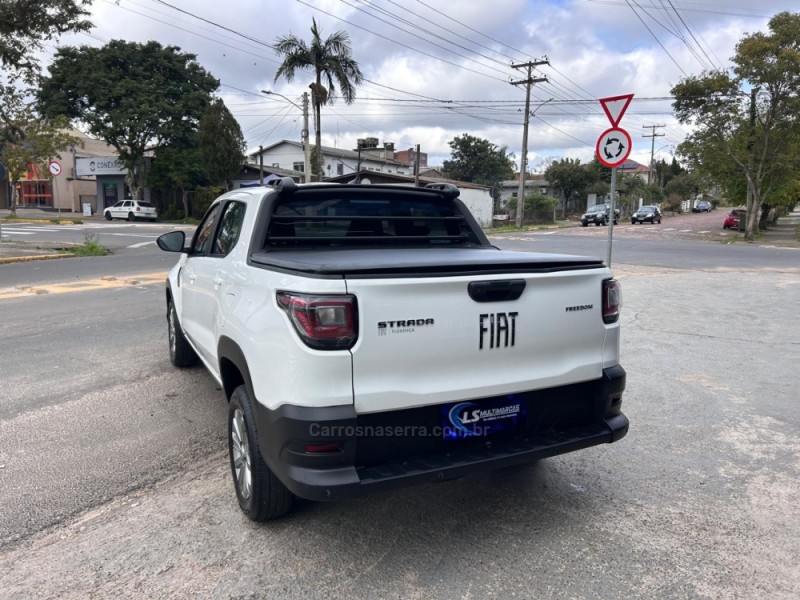 STRADA 1.3 FIRE FREEDOM 8V CD FLEX 4P MANUAL - 2023 - VENâNCIO AIRES