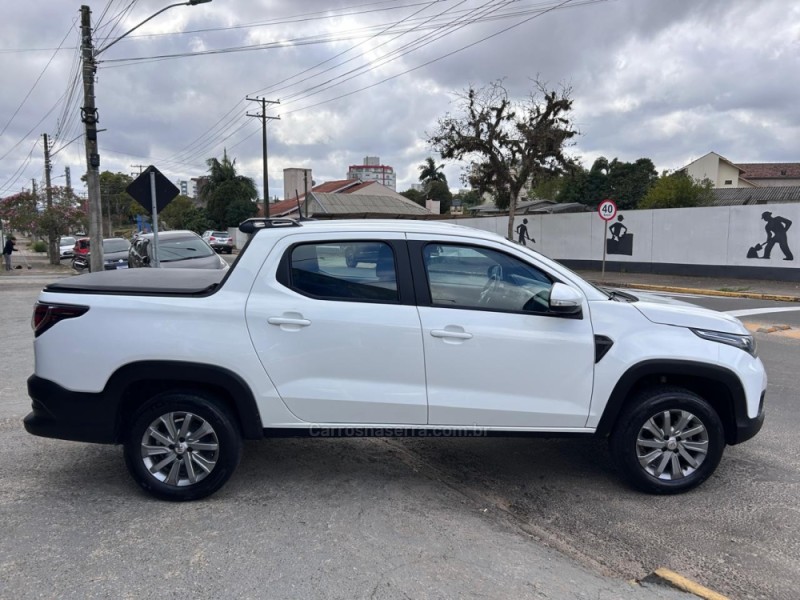 STRADA 1.3 FIRE FREEDOM 8V CD FLEX 4P MANUAL - 2023 - VENâNCIO AIRES