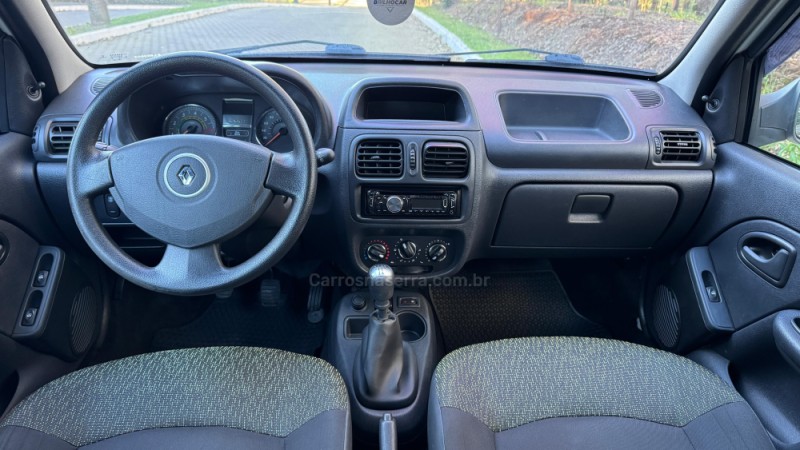 CLIO 1.0 EXPRESSION 8V GASOLINA 4P MANUAL - 2014 - GUAPORé