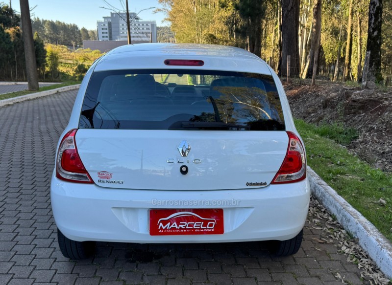 CLIO 1.0 EXPRESSION 8V GASOLINA 4P MANUAL - 2014 - GUAPORé