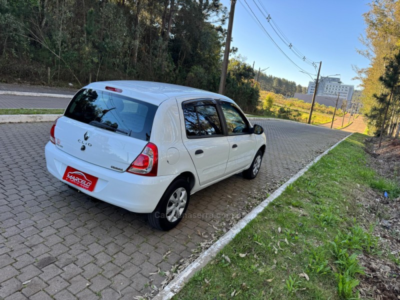 CLIO 1.0 EXPRESSION 8V GASOLINA 4P MANUAL - 2014 - GUAPORé