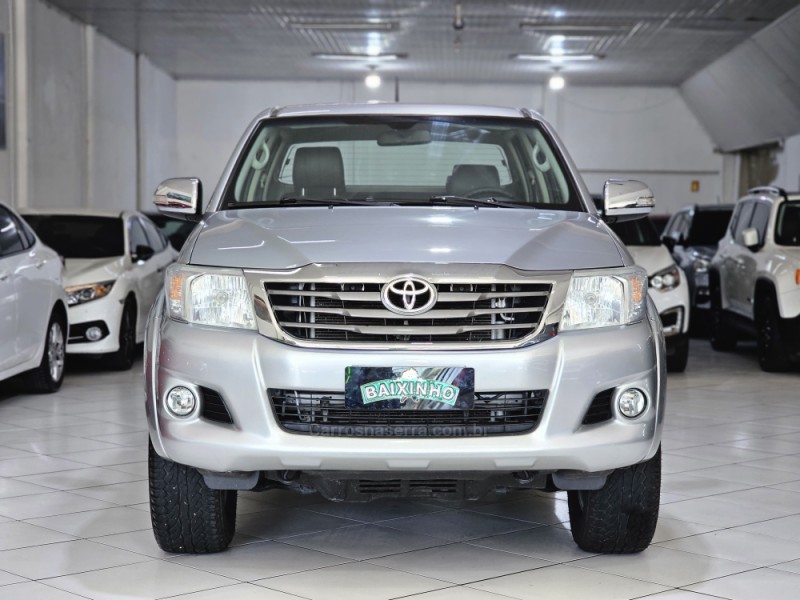 HILUX 2.7 SRV 4X4 CD 16V FLEX 4P AUTOMÁTICO - 2012 - SAPUCAIA DO SUL