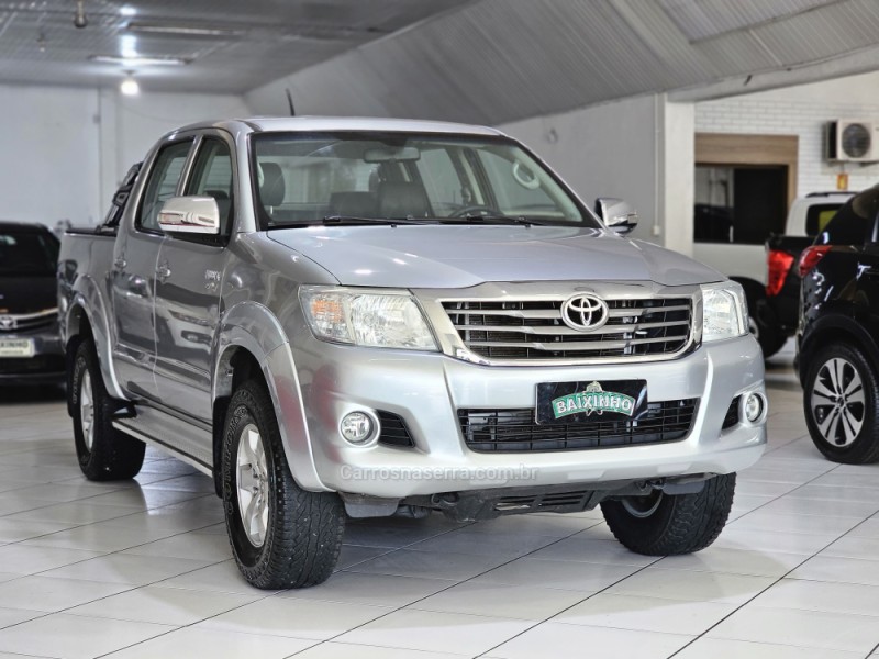 HILUX 2.7 SRV 4X4 CD 16V FLEX 4P AUTOMÁTICO - 2012 - SAPUCAIA DO SUL