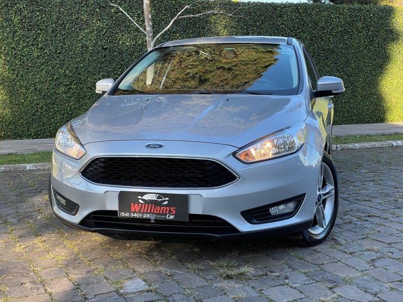 FOCUS 1.6 SE 8V FLEX 4P MANUAL - 2019 - FARROUPILHA
