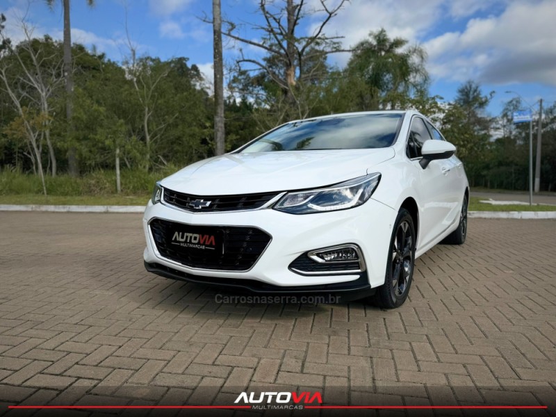 CRUZE 1.4 TURBO LTZ II SPORT HATCH 16V FLEX 4P AUTOMÁTICO - 2017 - SAPIRANGA