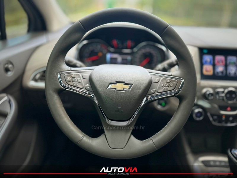CRUZE 1.4 TURBO LTZ II SPORT HATCH 16V FLEX 4P AUTOMÁTICO - 2017 - SAPIRANGA
