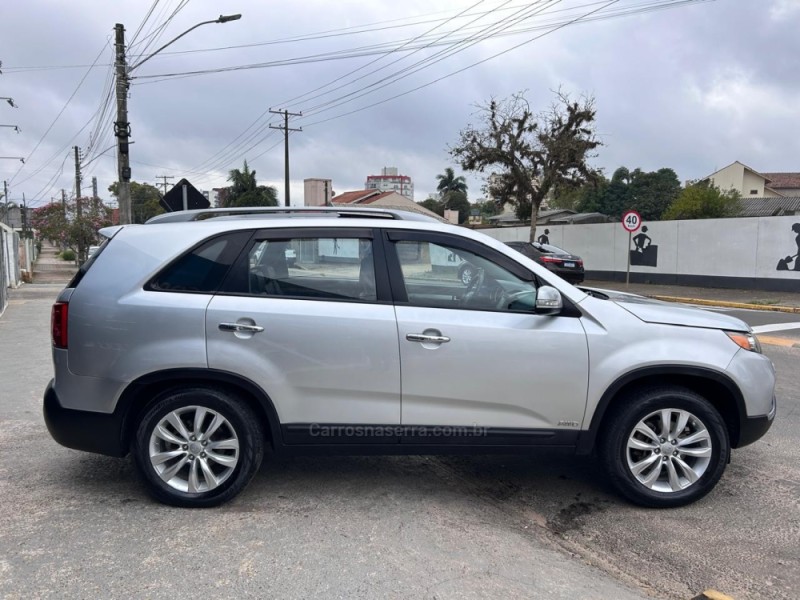 SORENTO 3.5 S.670 V6 4X4 24V GASOLINA 4P AUTOMÁTICO - 2012 - VENâNCIO AIRES