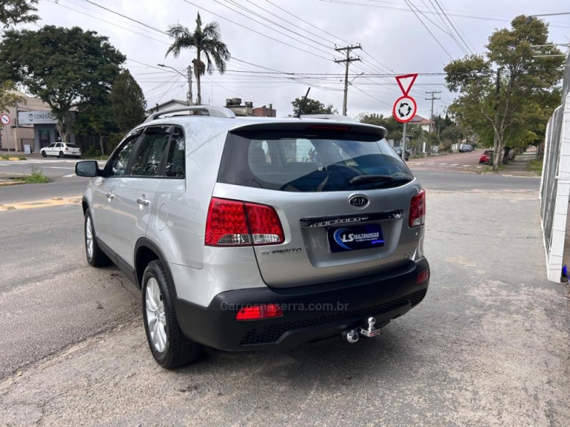 SORENTO 3.5 S.670 V6 4X4 24V GASOLINA 4P AUTOMÁTICO - 2012 - VENâNCIO AIRES