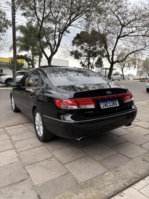 AZERA 3.3 MPFI GLS SEDAN V6 24V GASOLINA 4P AUTOMÁTICO - 2009 - FARROUPILHA