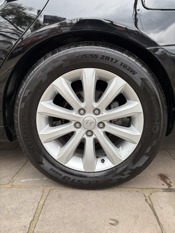 AZERA 3.3 MPFI GLS SEDAN V6 24V GASOLINA 4P AUTOMÁTICO - 2009 - FARROUPILHA
