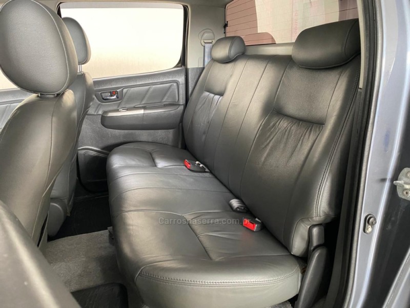 HILUX 3.0 SRV 4X4 CD 16V TURBO INTERCOOLER DIESEL 4P AUTOMÁTICO - 2012 - LAJEADO