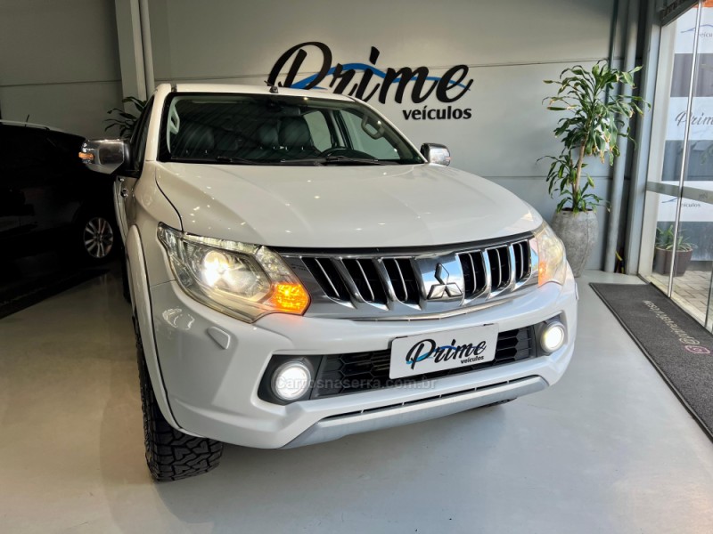 L200 TRITON 2.4 HPE-S SPORT 4X4 CD 16V DIESEL 4P AUTOMÁTICO - 2017 - ESTâNCIA VELHA