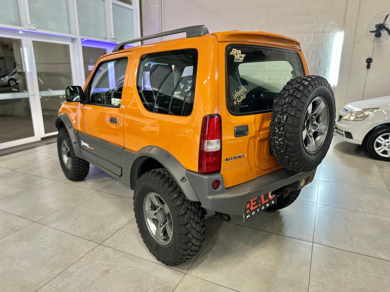 JIMNY 1.3 4SPORT 4X4 16V GASOLINA 2P MANUAL - 2014 - CAXIAS DO SUL