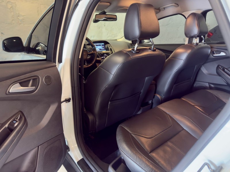 FOCUS 2.0 TITANIUM HATCH 16V FLEX 4P AUTOMÁTICO - 2016 - CAXIAS DO SUL