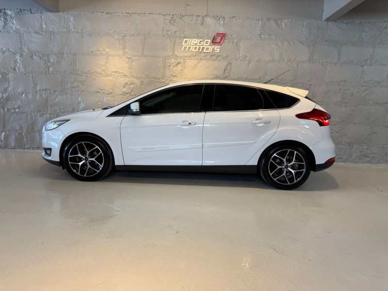 FOCUS 2.0 TITANIUM HATCH 16V FLEX 4P AUTOMÁTICO - 2016 - CAXIAS DO SUL
