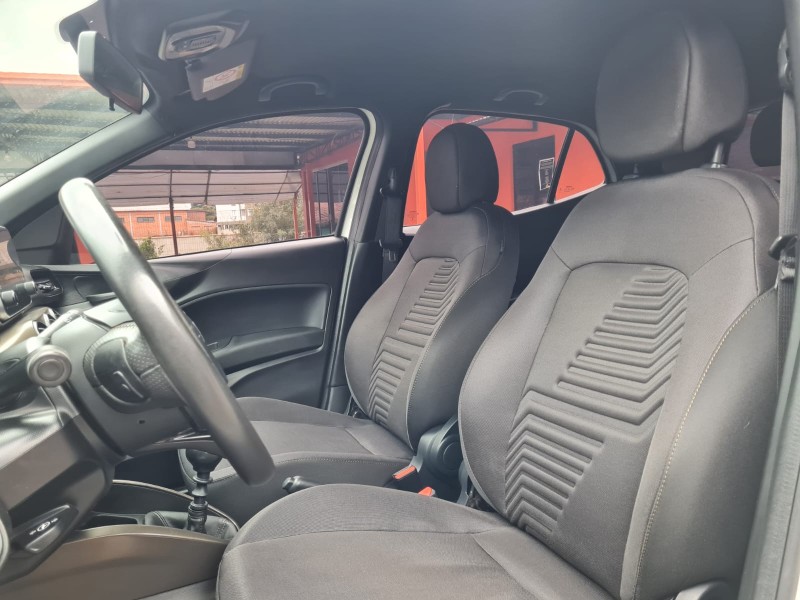 ARGO 1.0 DRIVE 6V FLEX 4P MANUAL - 2022 - CANELA