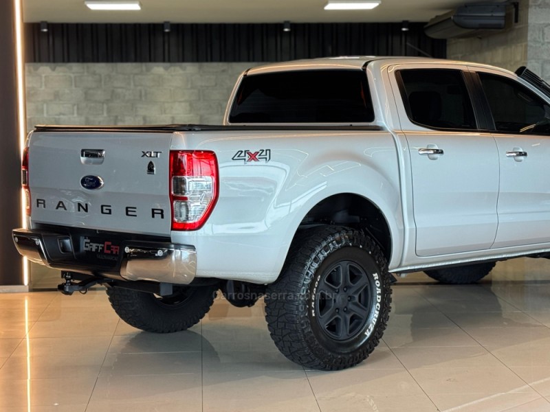RANGER 3.2 XLT 4X4 CD 20V DIESEL 4P MANUAL - 2014 - DOIS IRMãOS