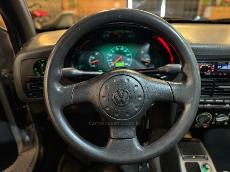 PARATI 1.8 MI CLUB 8V GASOLINA 2P MANUAL - 1998 - FARROUPILHA
