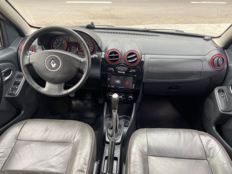 SANDERO 1.6 STEPWAY 8V FLEX 4P MANUAL - 2014 - CAXIAS DO SUL