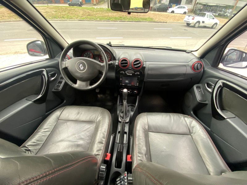 SANDERO 1.6 STEPWAY 8V FLEX 4P MANUAL - 2014 - CAXIAS DO SUL