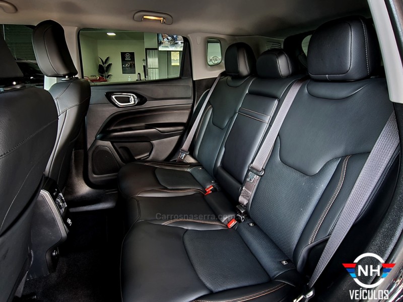 COMPASS 1.3 LIMITED T270 16V TURBO FLEX 4P AUTOMÁTICO - 2023 - NOVO HAMBURGO