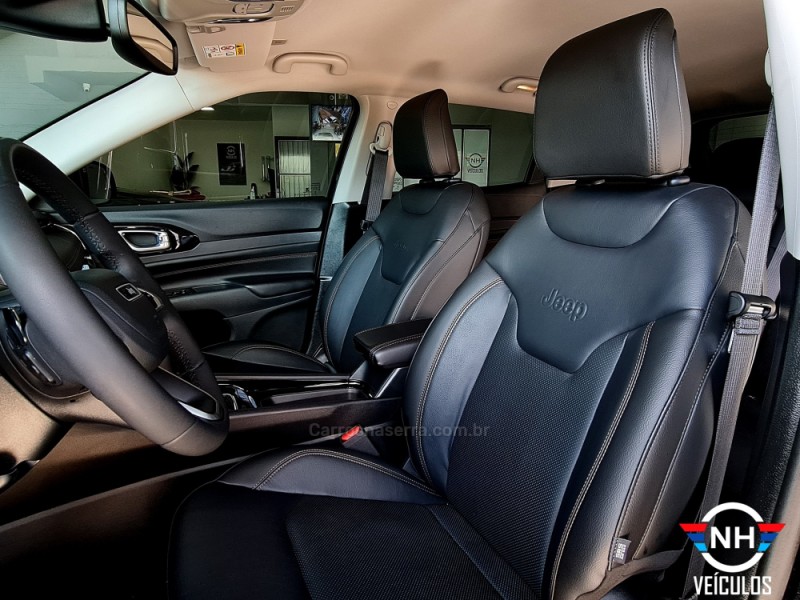 COMPASS 1.3 LIMITED T270 16V TURBO FLEX 4P AUTOMÁTICO - 2023 - NOVO HAMBURGO