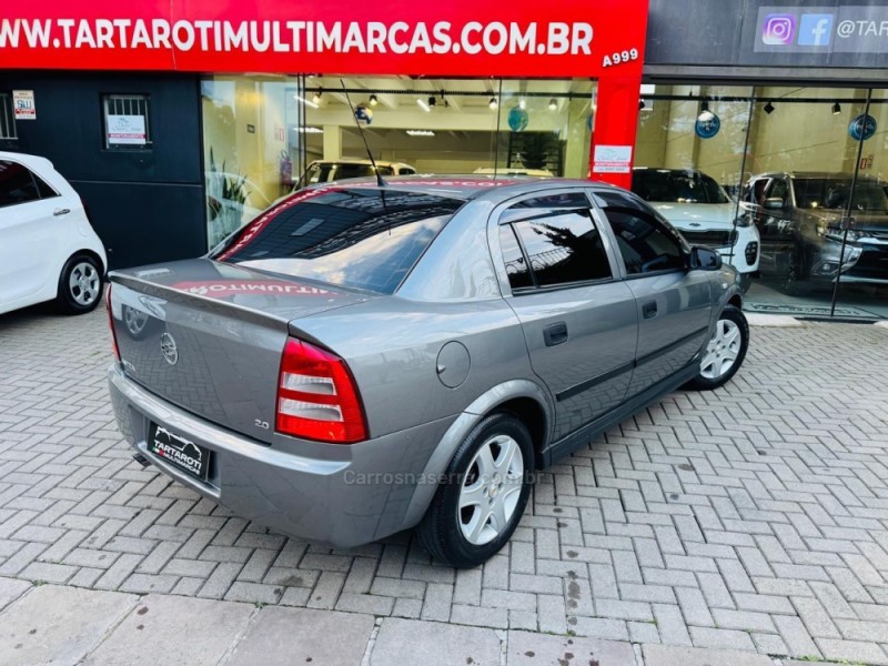 ASTRA 2.0 MPFI 8V GASOLINA 4P MANUAL - 2004 - CAXIAS DO SUL