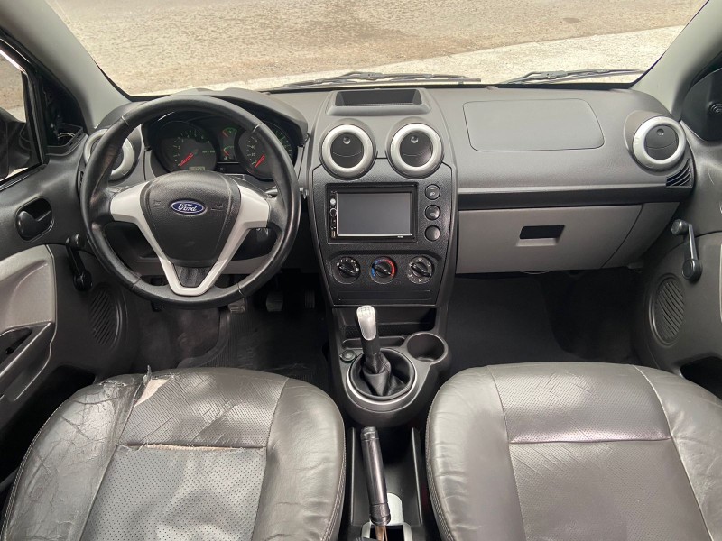 FIESTA 1.0 MPI CLASS 8V FLEX 4P MANUAL - 2008 - CAXIAS DO SUL