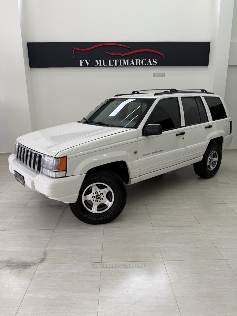GRAND CHEROKEE 4.0 LAREDO 4X4 6I 12V GASOLINA 4P AUTOMÁTICO - 1998 - BENTO GONçALVES