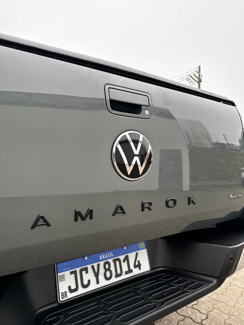 AMAROK 3.0 V6 EXTREME CD DIESEL 4X4 AT 4P AUTOMÁTICO - 2025 - CAXIAS DO SUL