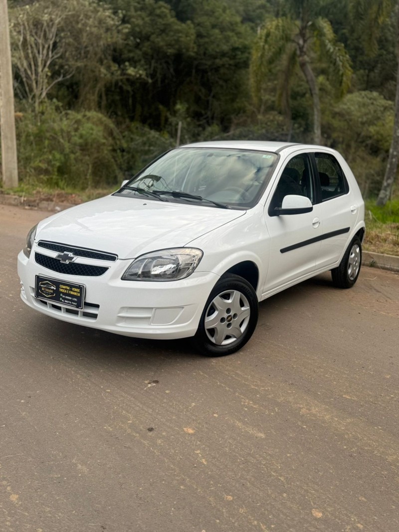 CELTA 1.0 MPFI LT 8V FLEX 4P MANUAL - 2014 - BENTO GONçALVES