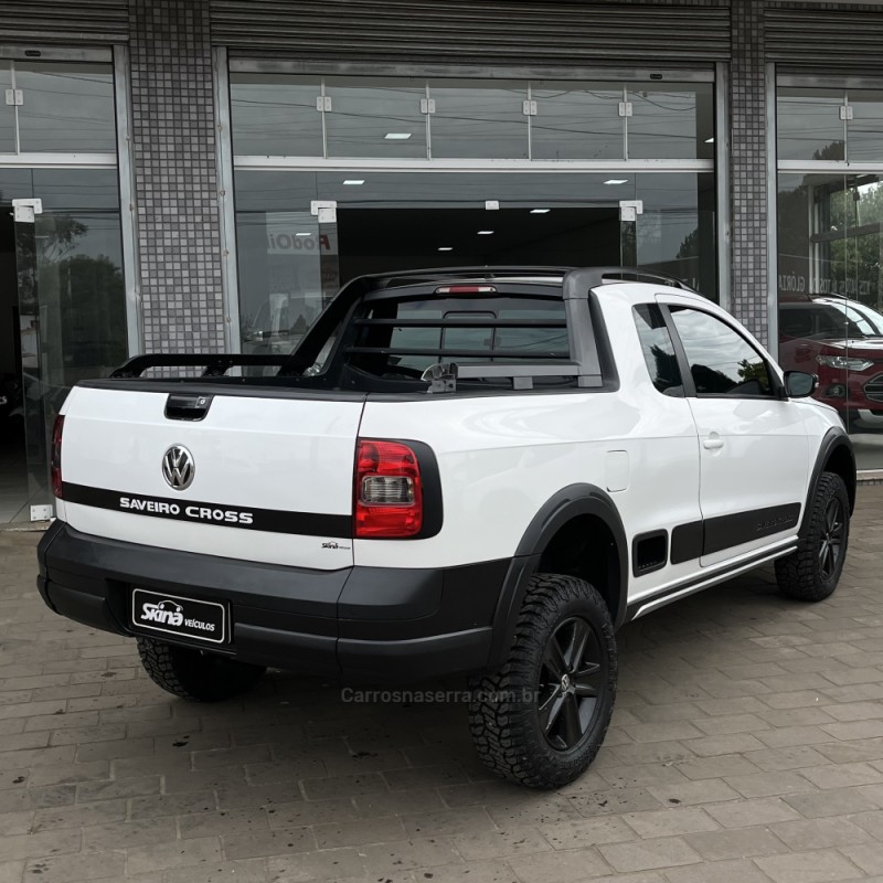 SAVEIRO 1.6 CROSS CE 8V FLEX 2P MANUAL - 2011 - VACARIA
