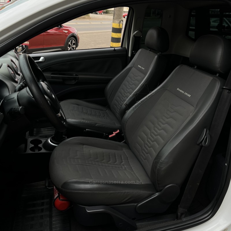 SAVEIRO 1.6 CROSS CE 8V FLEX 2P MANUAL - 2011 - VACARIA