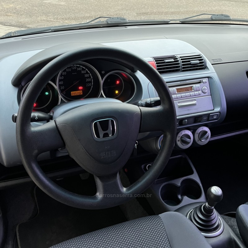 FIT 1.4 LXL 8V FLEX 4P MANUAL - 2008 - VACARIA