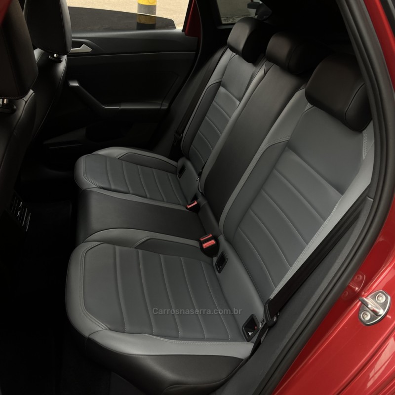 NIVUS 1.0 TSI HIGHLINE FLEX 4P AUTOMÁTICO - 2021 - VACARIA