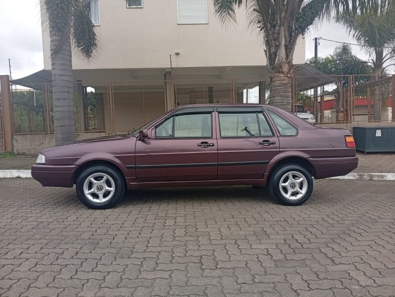 SANTANA 1.8 CL 8V GASOLINA 4P MANUAL - 1994 - FARROUPILHA