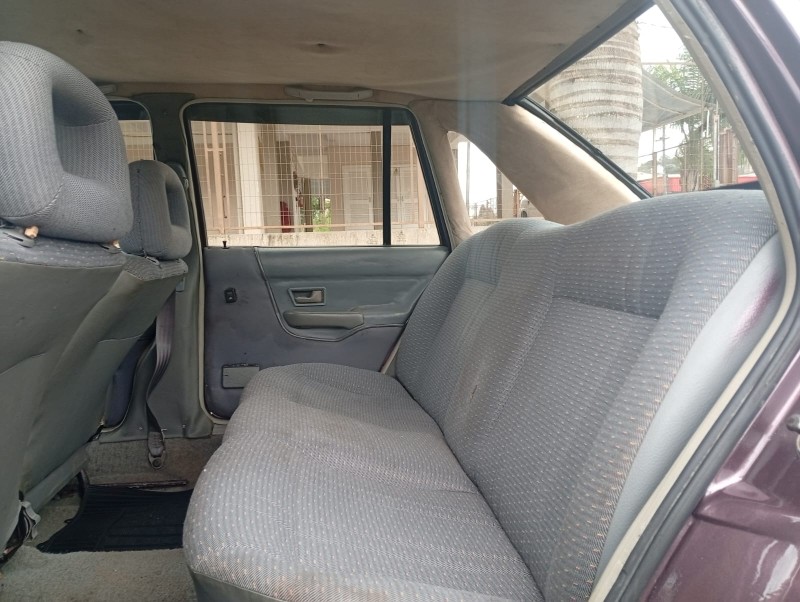 SANTANA 1.8 CL 8V GASOLINA 4P MANUAL - 1994 - FARROUPILHA