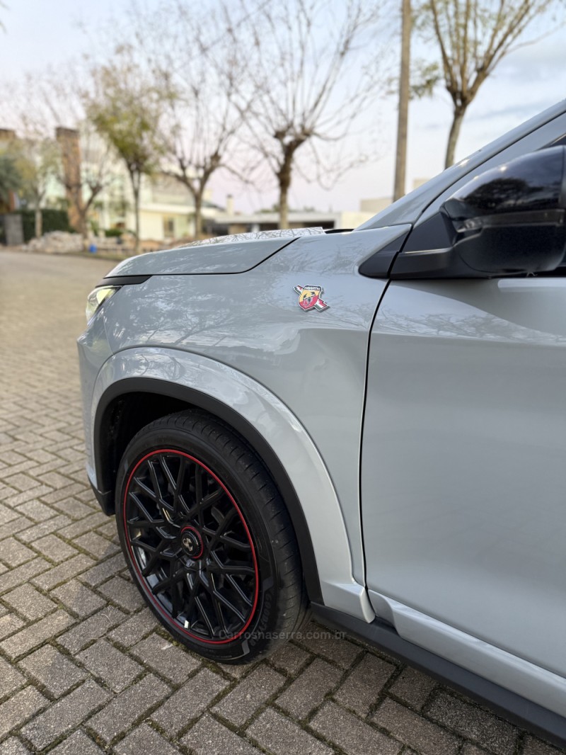 FASTBACK 1.3 ABARTH 270 TURBO FLEX 4P AUTOMÁTICO - 2025 - FARROUPILHA
