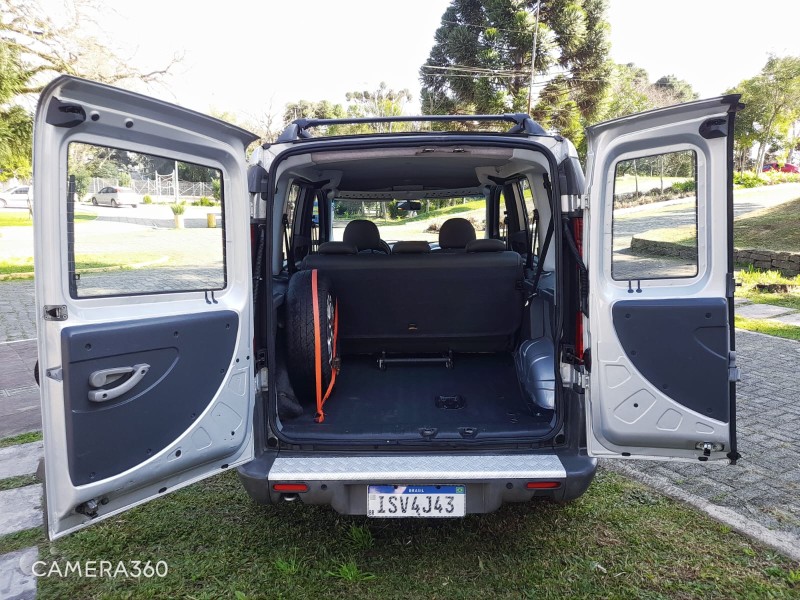 DOBLÓ 1.8 MPI ADVENTURE 16V FLEX 4P MANUAL - 2011 - FARROUPILHA