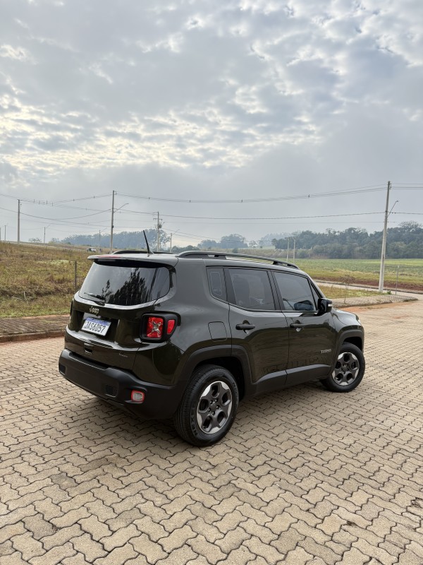 RENEGADE 1.8 16V FLEX 4P AUTOMÁTICO - 2021 - ARROIO DO MEIO