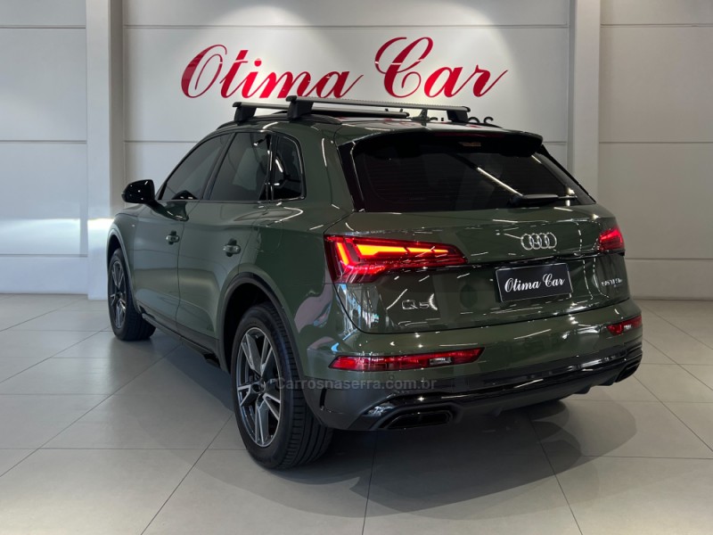 Q5 2.0 TFSI PERFORMANCE BLACK QUATTRO HÍBRIDO 4P AUTOMÁTICO - 2024 - FLORES DA CUNHA