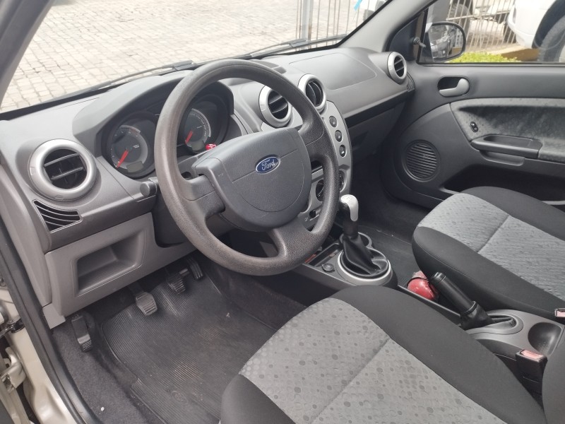 FIESTA 1.6 MPI CLASS HATCH 8V FLEX 4P MANUAL - 2012 - VERANóPOLIS