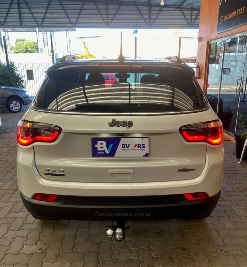 COMPASS 2.0 16V DIESEL LONGITUDE 4X4 AUTOMÁTICO - 2021 - CAXIAS DO SUL