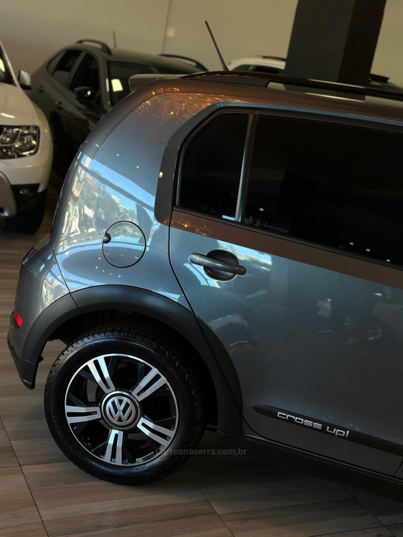 UP 1.0 TSI CROSS 12V FLEX 4P MANUAL - 2019 - CAXIAS DO SUL