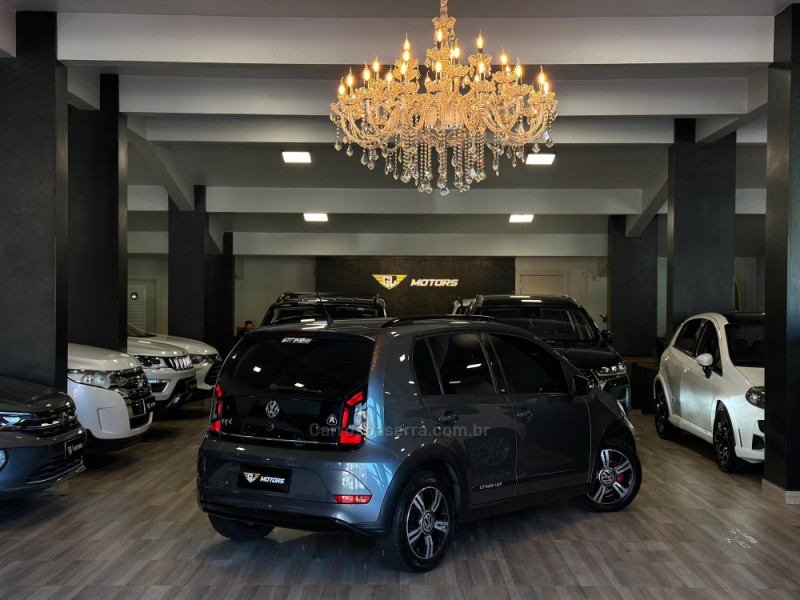 UP 1.0 TSI CROSS 12V FLEX 4P MANUAL - 2019 - CAXIAS DO SUL