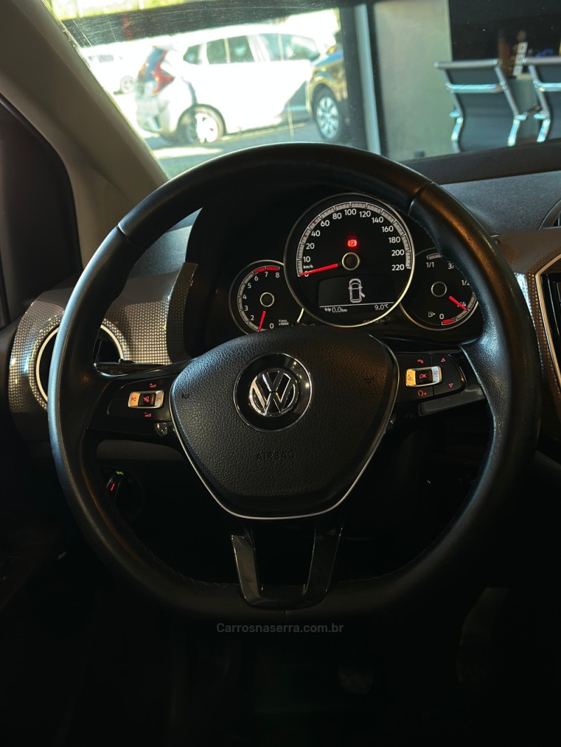 UP 1.0 TSI CROSS 12V FLEX 4P MANUAL - 2019 - CAXIAS DO SUL