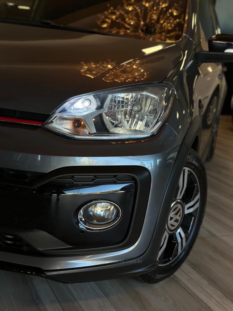 UP 1.0 TSI CROSS 12V FLEX 4P MANUAL - 2019 - CAXIAS DO SUL