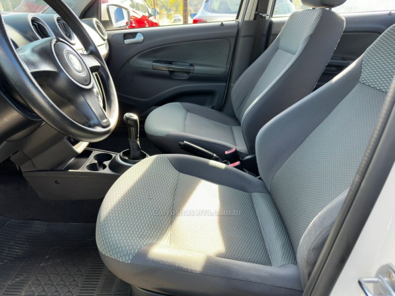 GOL 1.6 MI 8V FLEX 4P MANUAL G.V - 2013 - CANELA